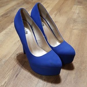 Charlotte Russe blue pumps